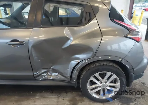 2016 Nissan Juke Nismo/S/Sl/Sv z USA, uszkodzony, nr VIN JN8AF5MR8GT609715